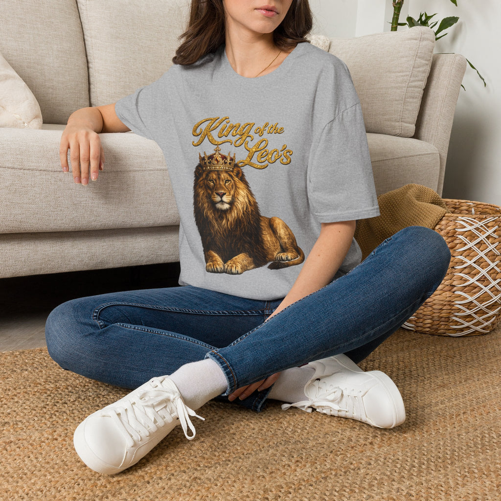 King of the Leo's – Lion Crown Graphic Tee