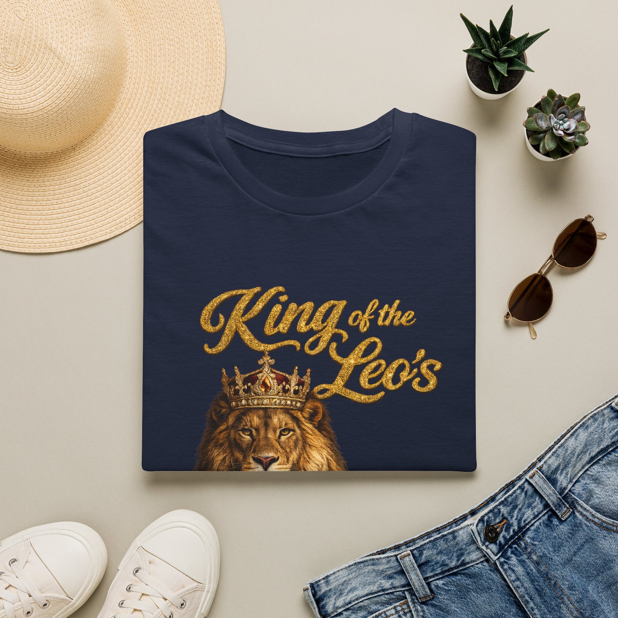 King of the Leo's – Lion Crown Graphic Tee
