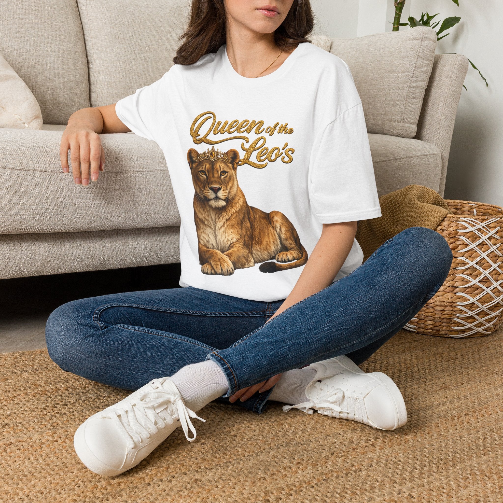 Queen of the Leo's – Lioness Crown Graphic Tee