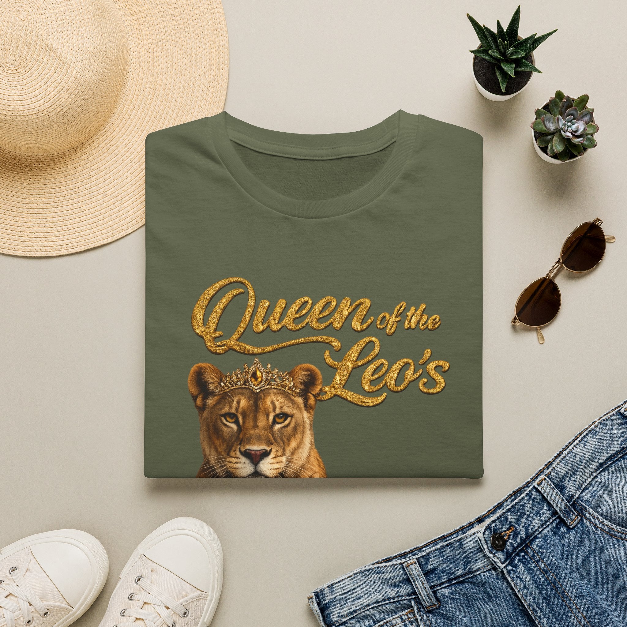 Queen of the Leo's – Lioness Crown Graphic Tee