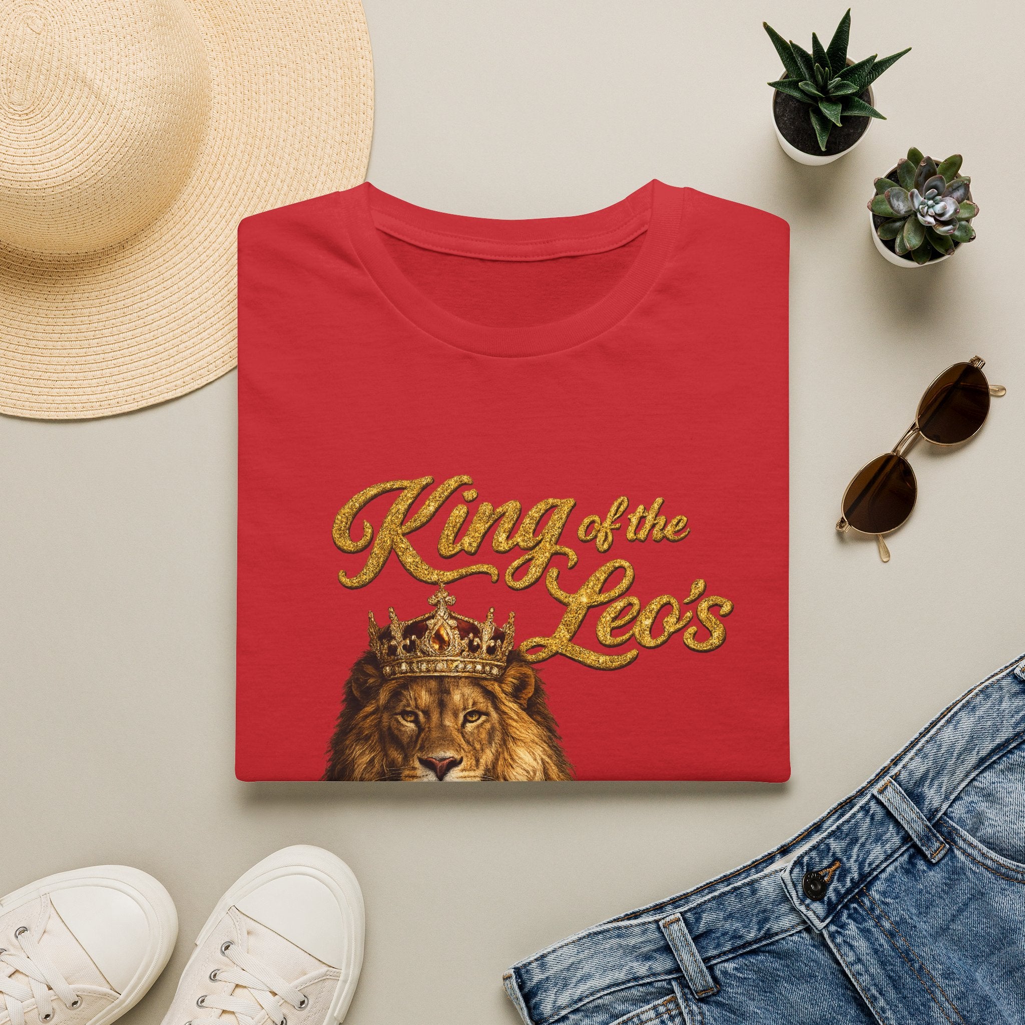 King of the Leo's – Lion Crown Graphic Tee