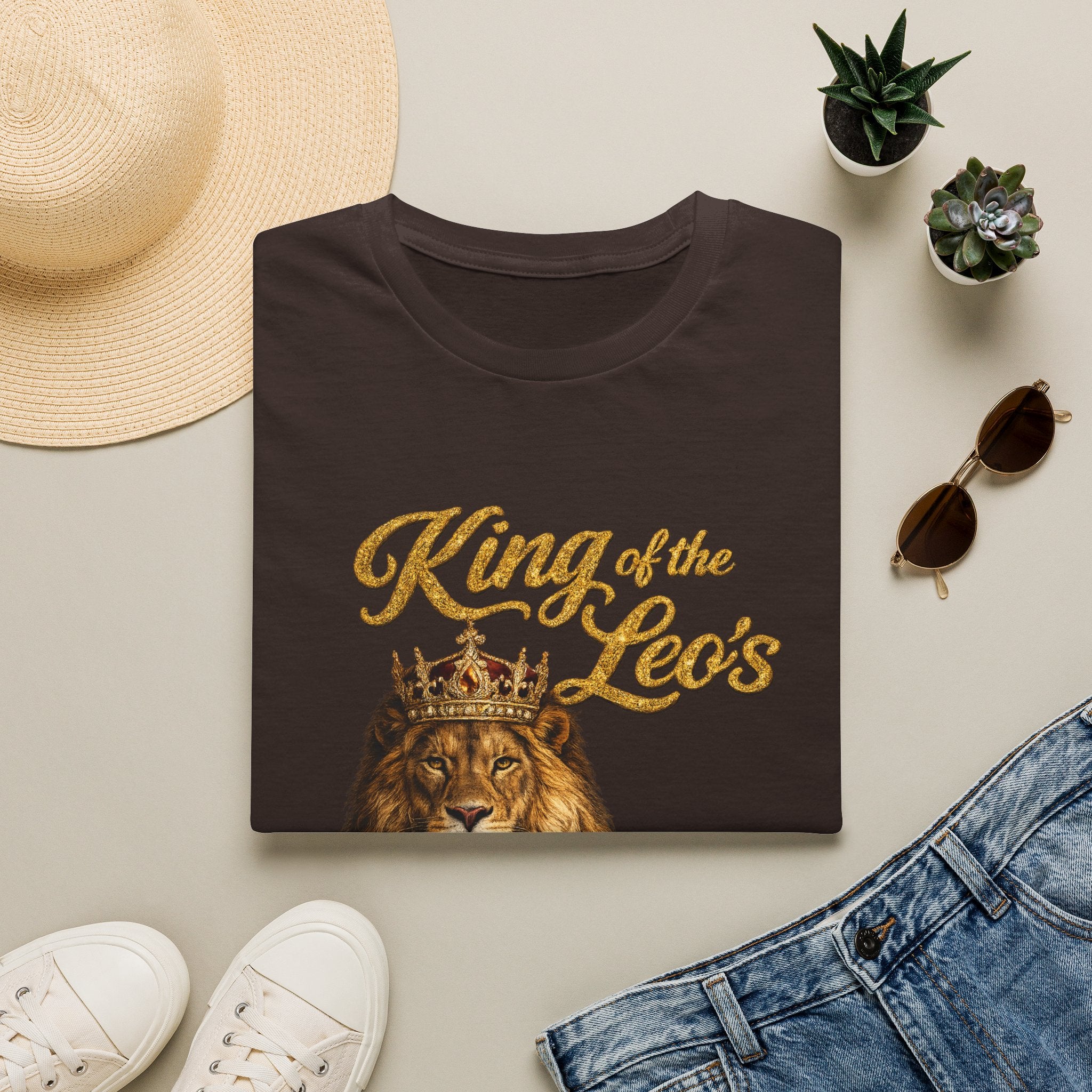 King of the Leo's – Lion Crown Graphic Tee