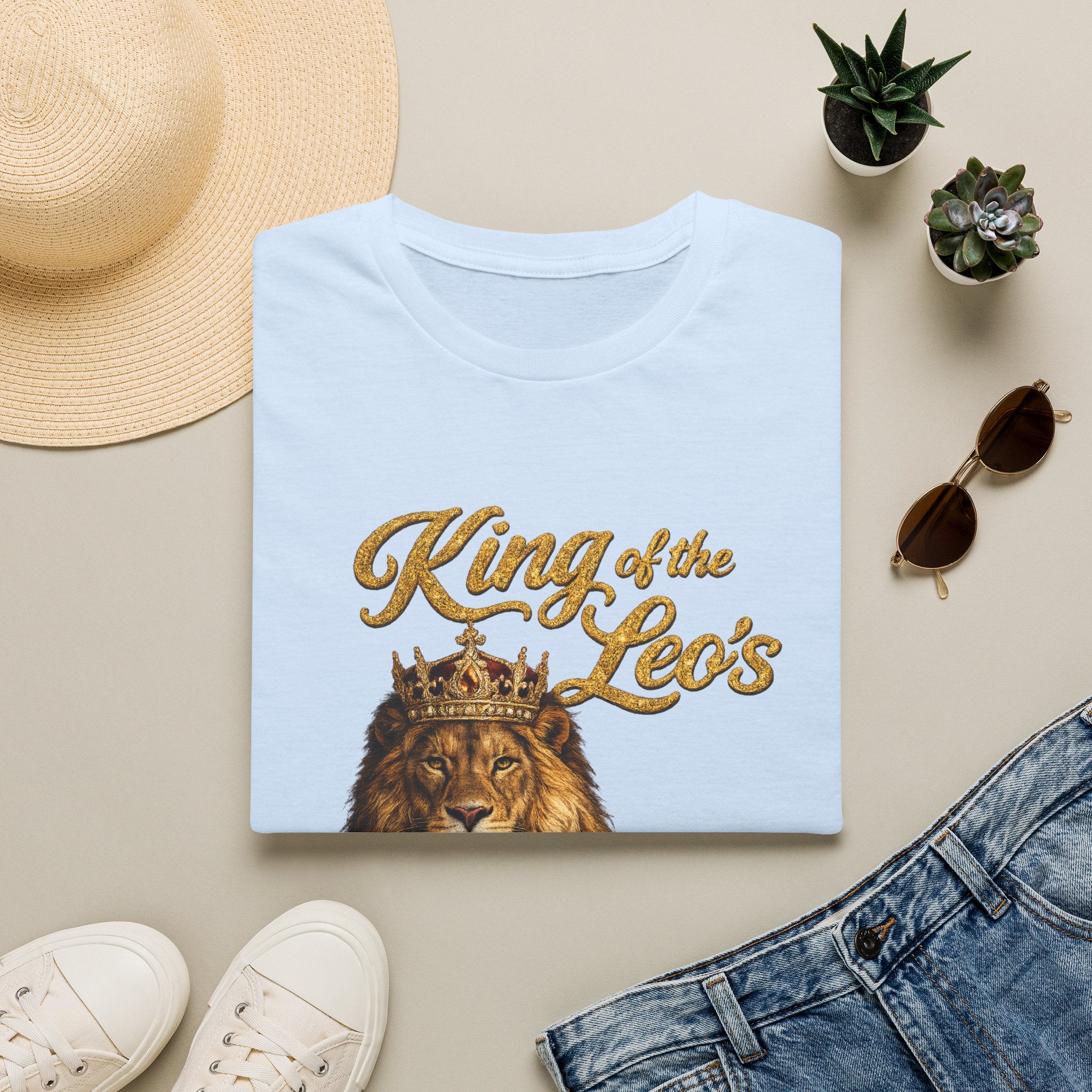 King of the Leo's – Lion Crown Graphic Tee