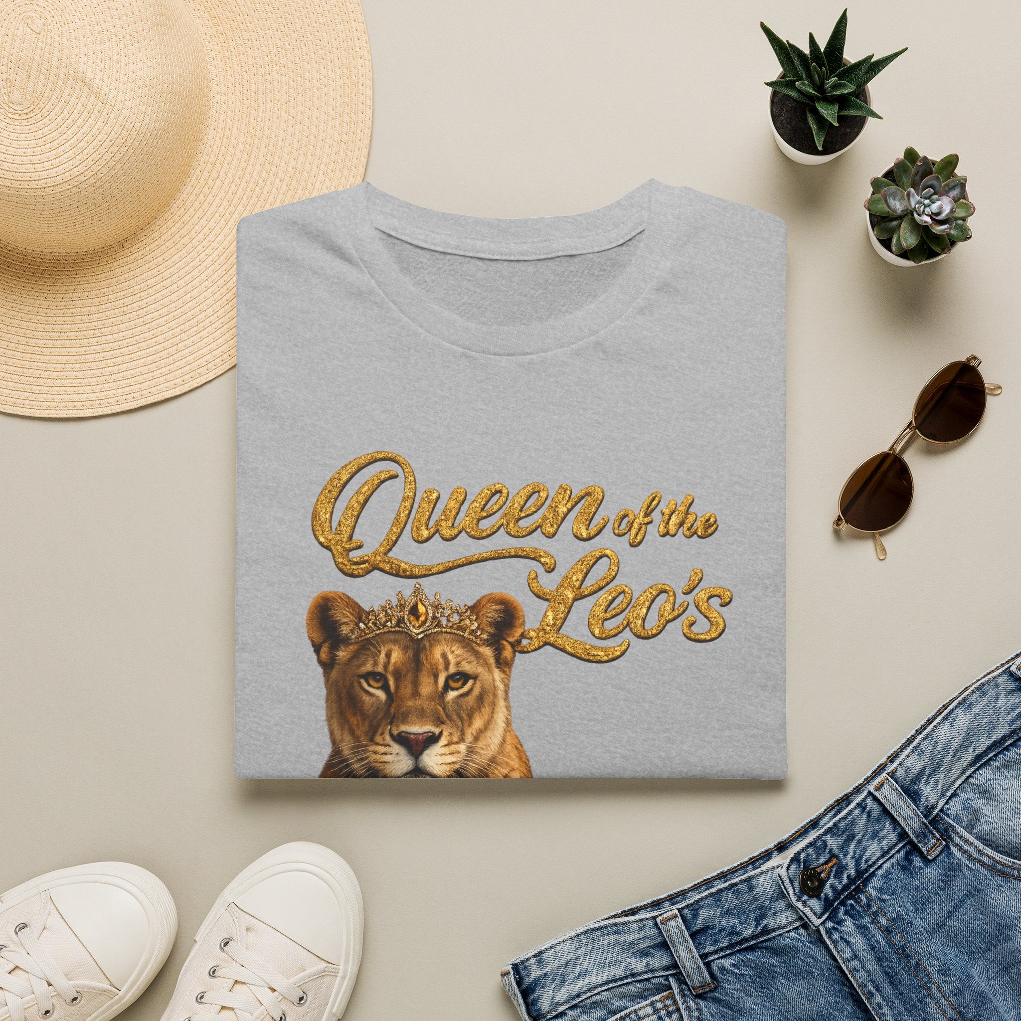 Queen of the Leo's – Lioness Crown Graphic Tee